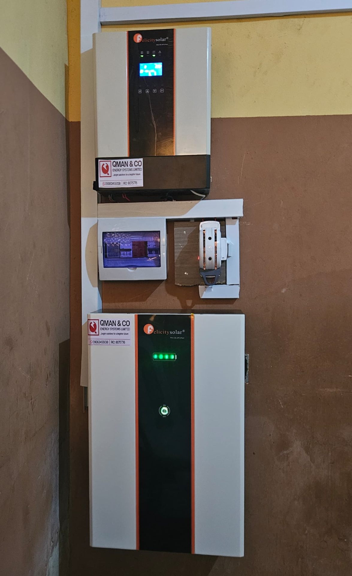 Complete Felicity solar system installation with inverter and battery